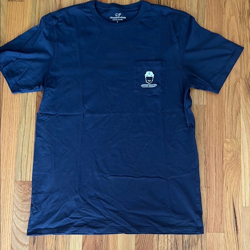 Vineyard Vines x Spittin chiclets tee only one wear